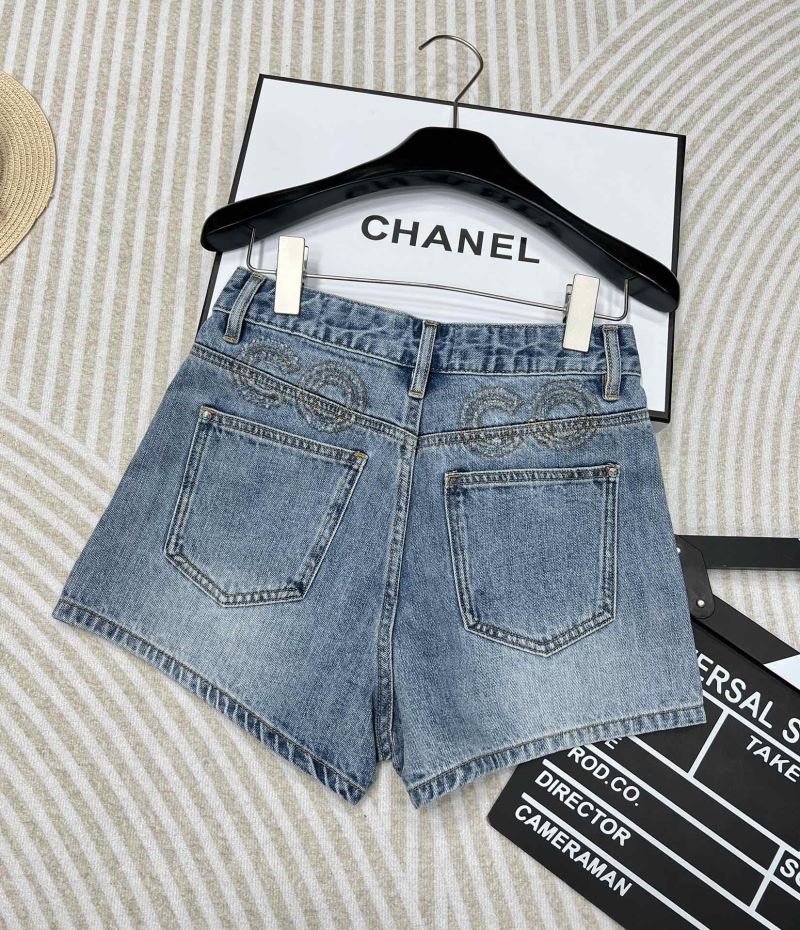 Chanel Jeans